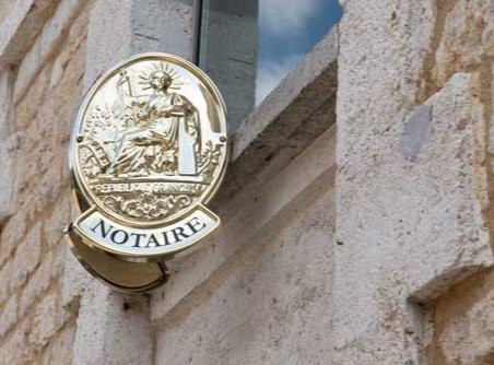 Signature du compromis de vente avec ou sans notaire ?